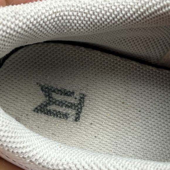 Nike Tiger Woods Low Top Cleats White Gray Golf Shoes Youth Size 1 - Picture 8 of 10